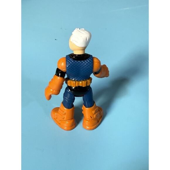 Imaginext DC Super Friends Slade Deathstroke 2.75" figure unmasked- - Picture 2 of 2